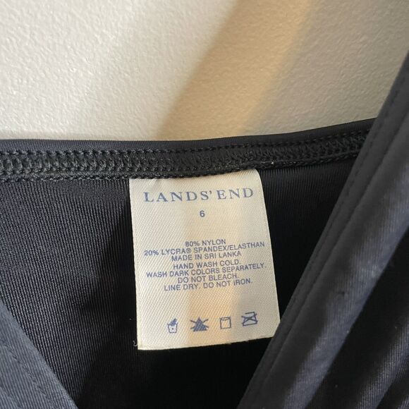 Lands End Women’s Black One Piece Swimsuit Size 6 - Picture 3 of 4